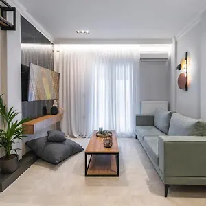 https://ares-penthouse.hotels-of-thessaloniki.com